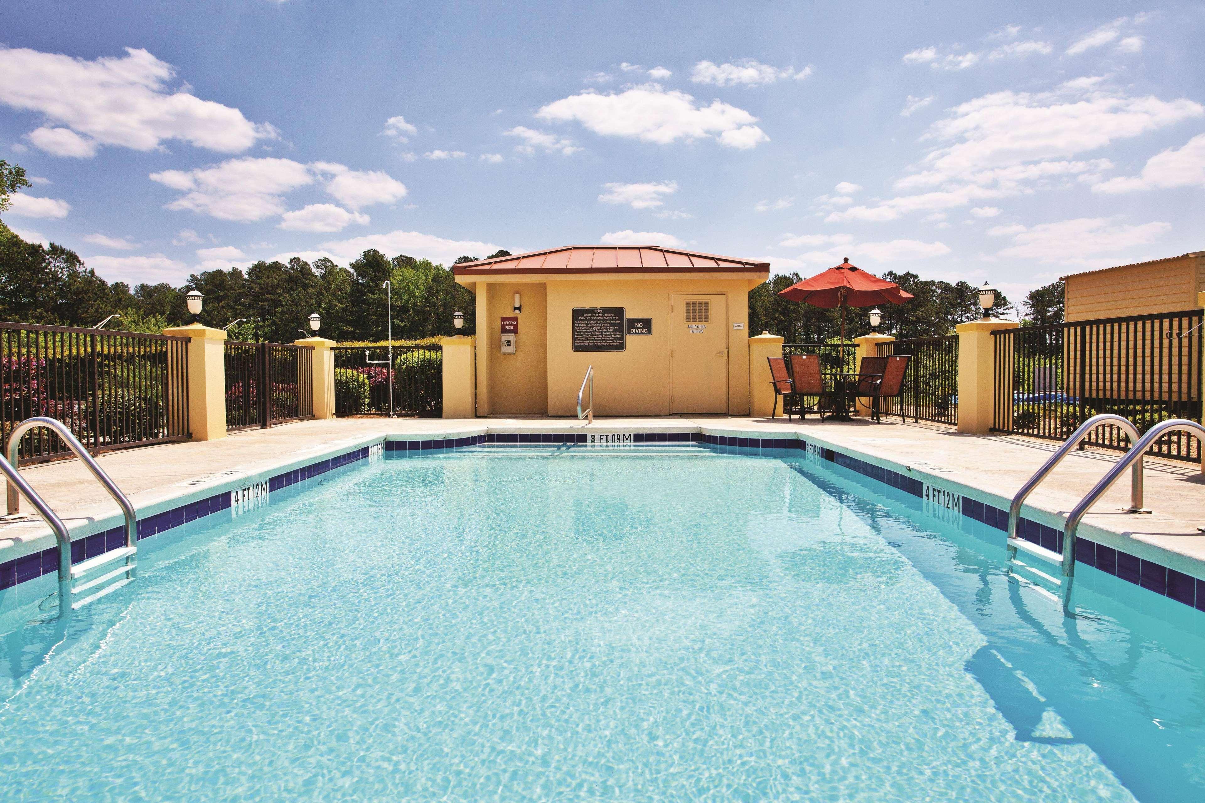 Hotel La Quinta By Wyndham Lagrange / I-85 Extérieur photo